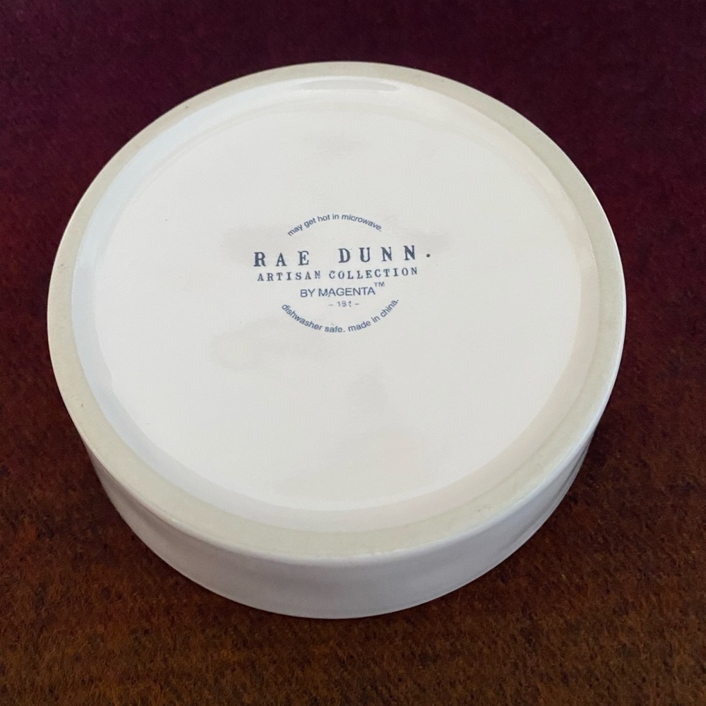 Rae Dunn Devour Pet water/food bowl